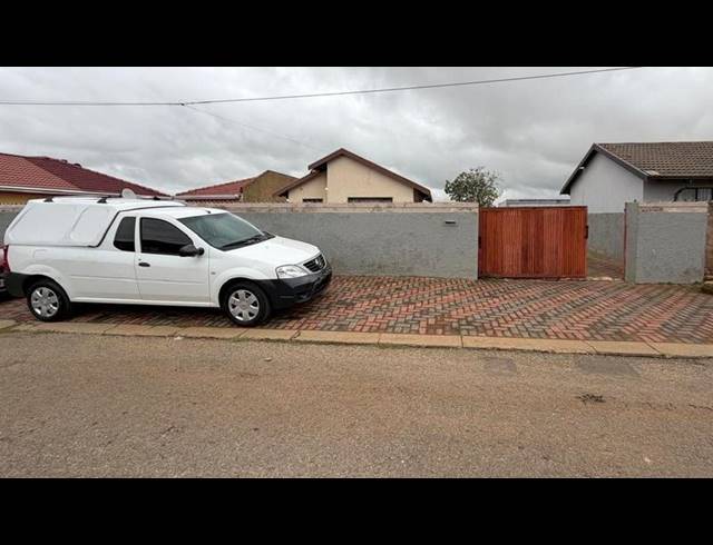 3 BEDROOM PROPERTY TO RENT IN DOBSONVILLE